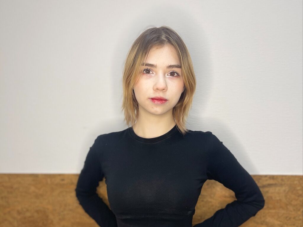 Althenabrookins's profile - Image n°0