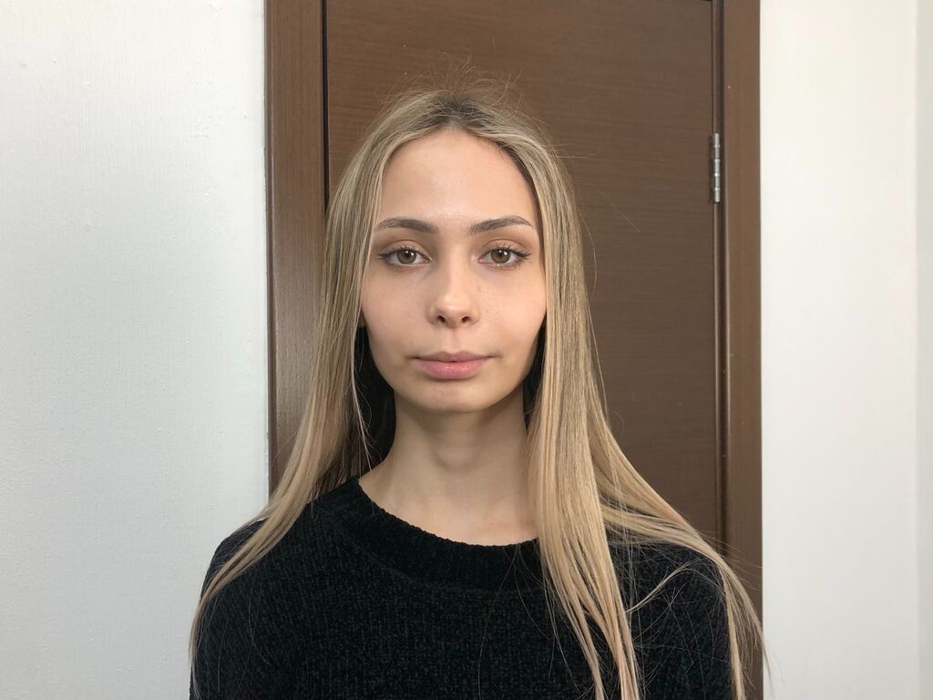 Althenacraley's profile - Image n°0