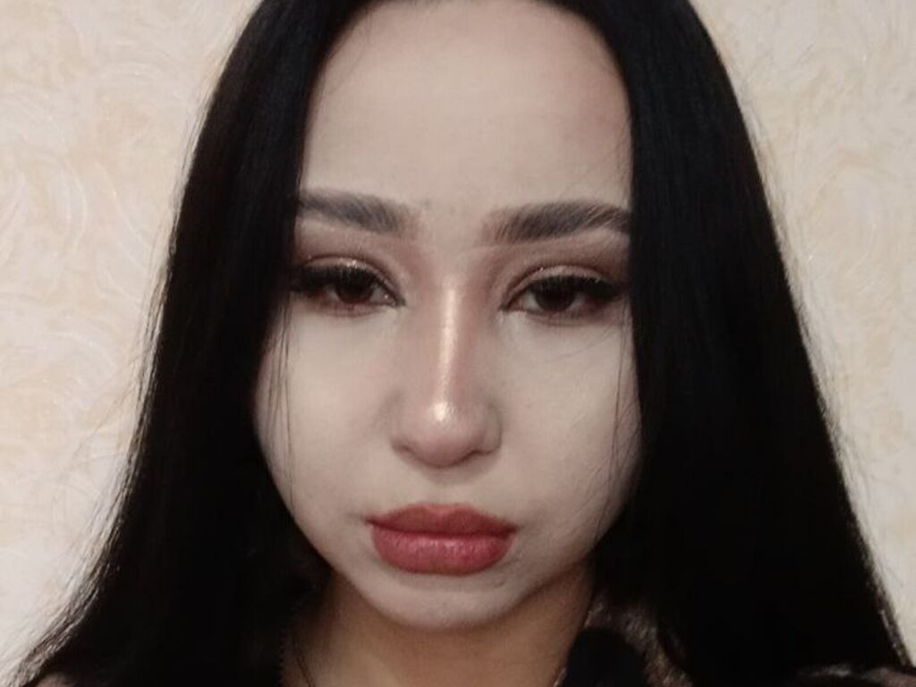 Alycemonday's profile - Image n°0