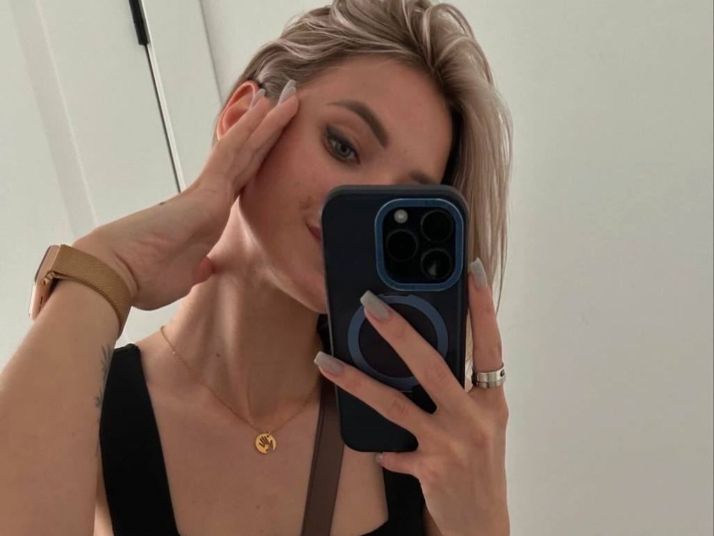 Alyonaqueenn's profiel - Afbeelding n°8