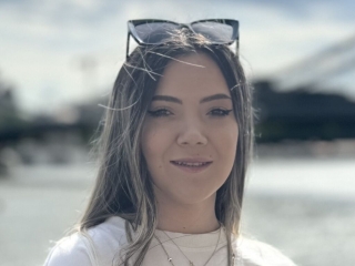 Sexcam Porn von Alyramoon