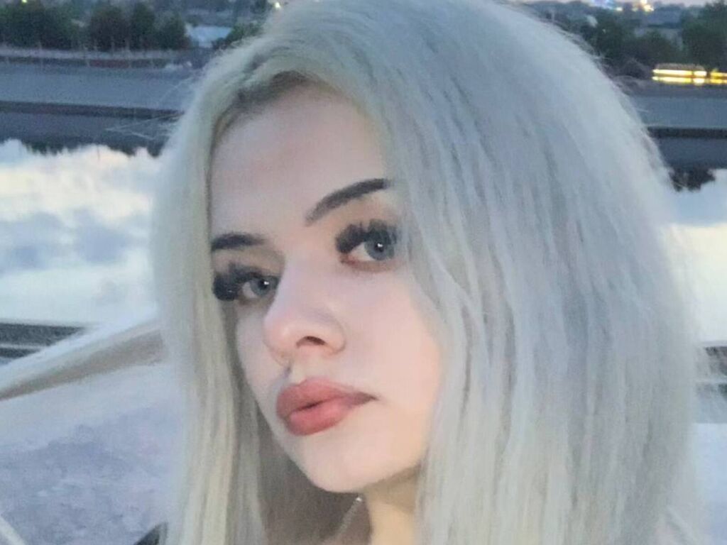 Alysawolvin's profile - Image n°0