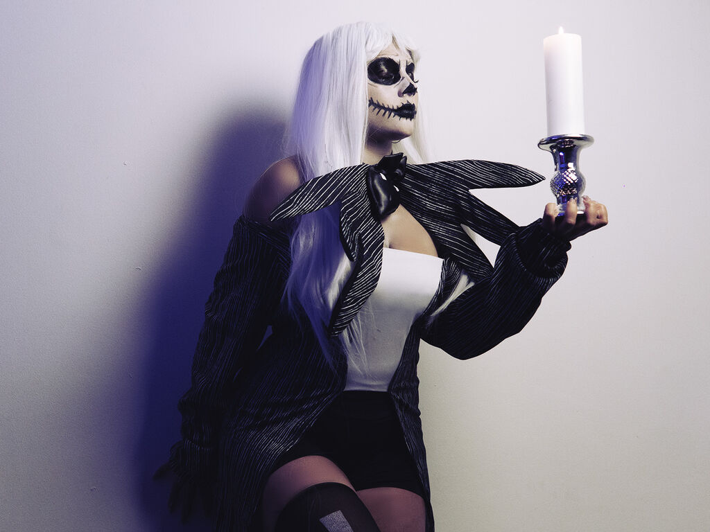 Alyssasantorini's profile - Image n°1