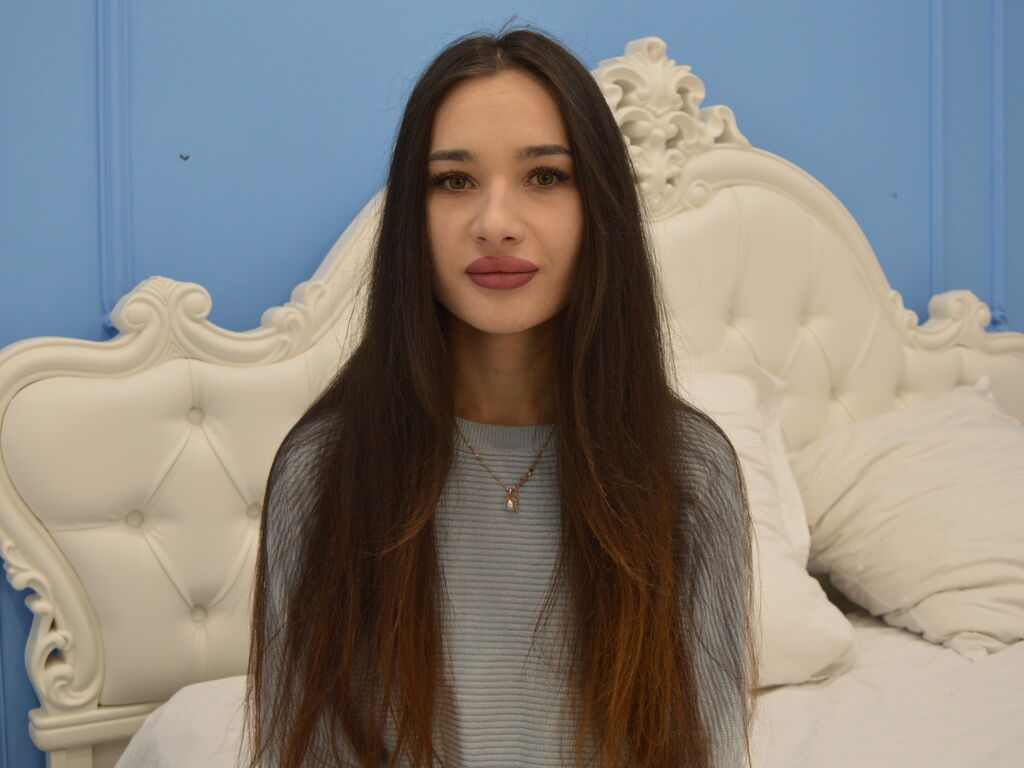 Amaliaalmaz's profile - Image n°0