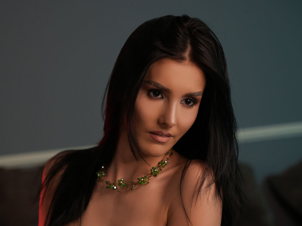 Amaliasmith's profile - Image n°1