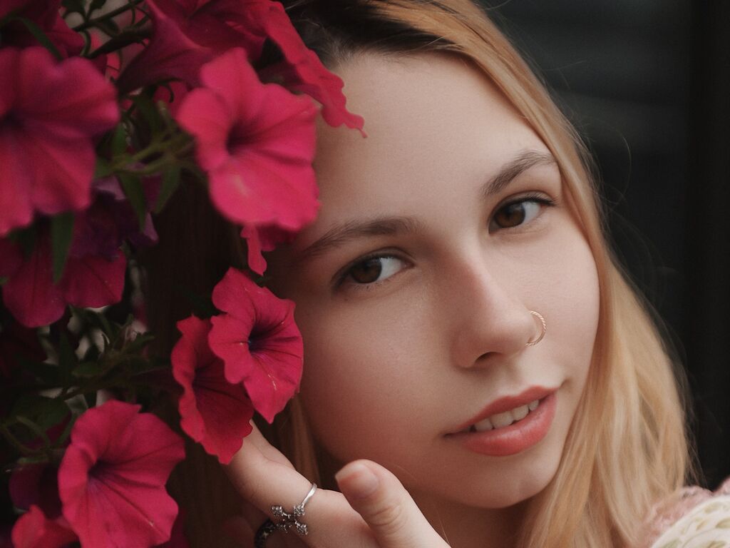 Amaliatanaka's profile - Image n°0