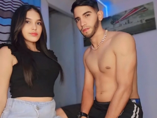 Amandaandlorezo's Sexcam