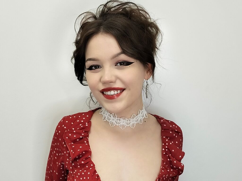Amandaballard's profile - Image n°1