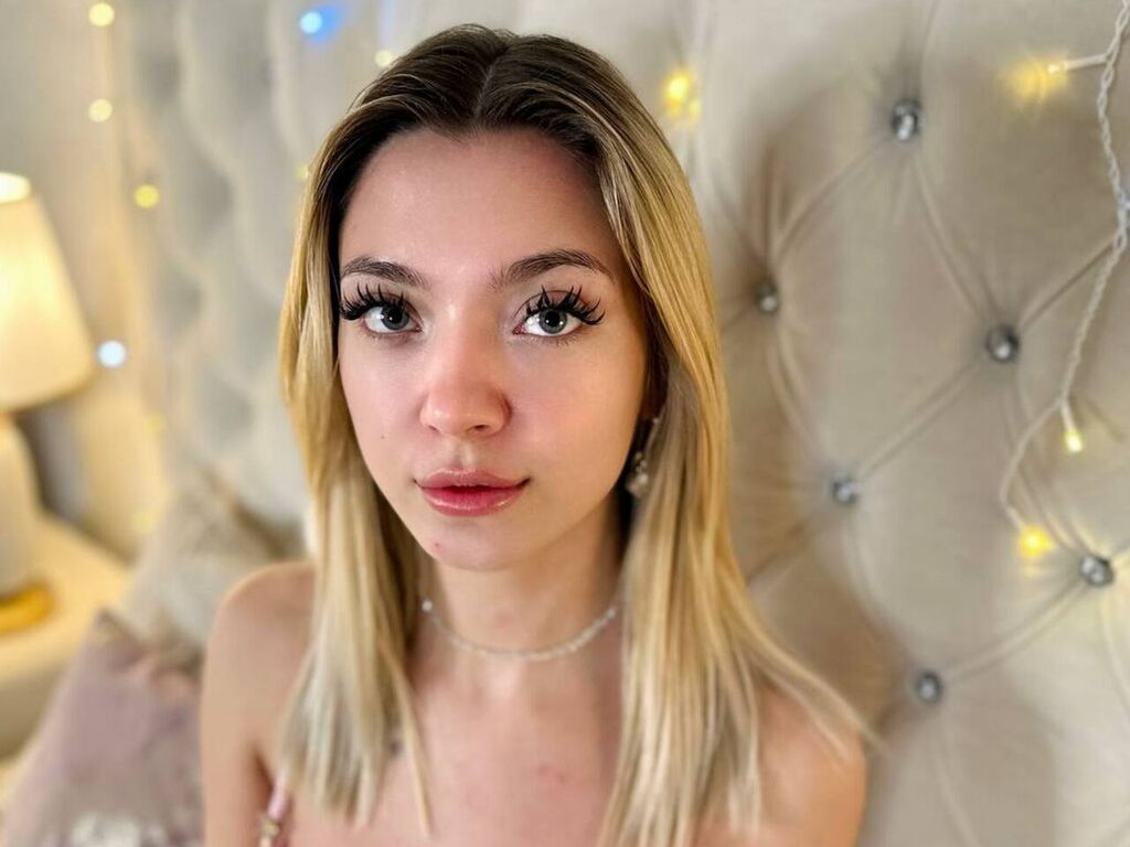 Amandaharris's profile - Image n°1