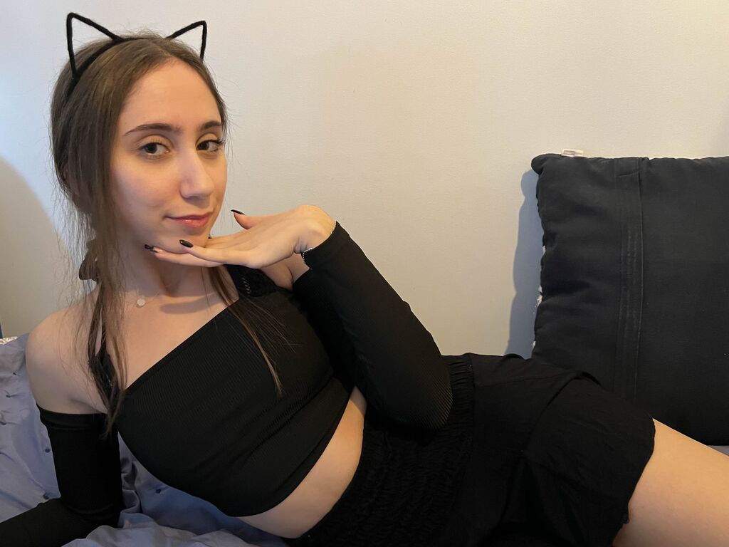 Amandahathaway's profile - Image n°0