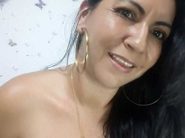 BrianaJones's profile - Image n°2