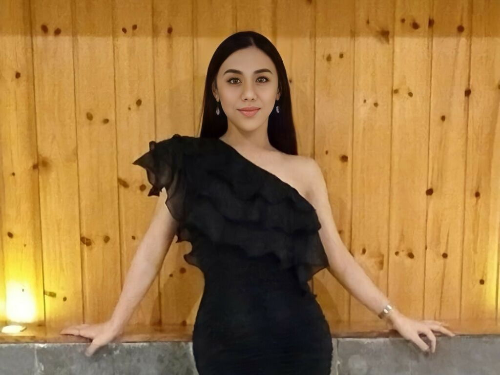 AmandaMilano's profile - Image n°1