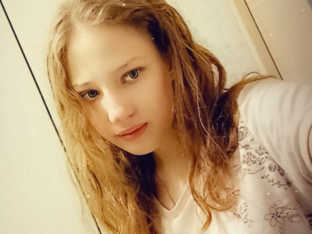 Amandamini's profile - Image n°0