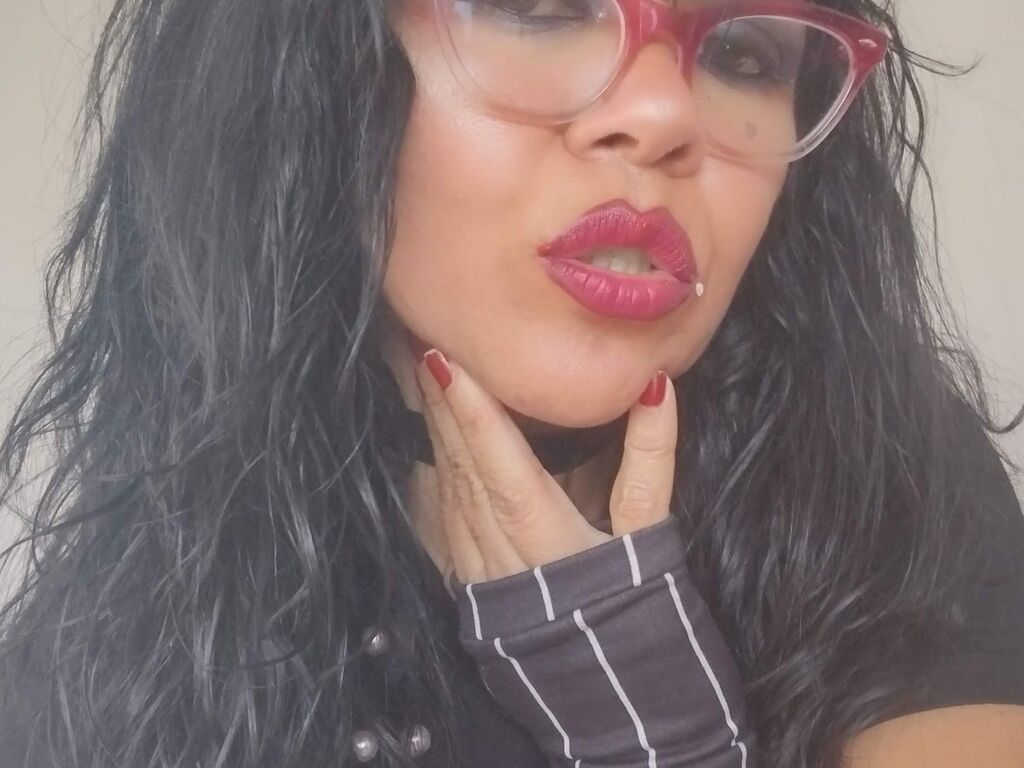 Amandaqadesh's profile - Image n°1