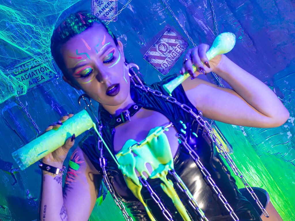 Amarantarousse's profile - Image n°0