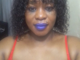 Amazingebonyboobsxxx's Sexcam
