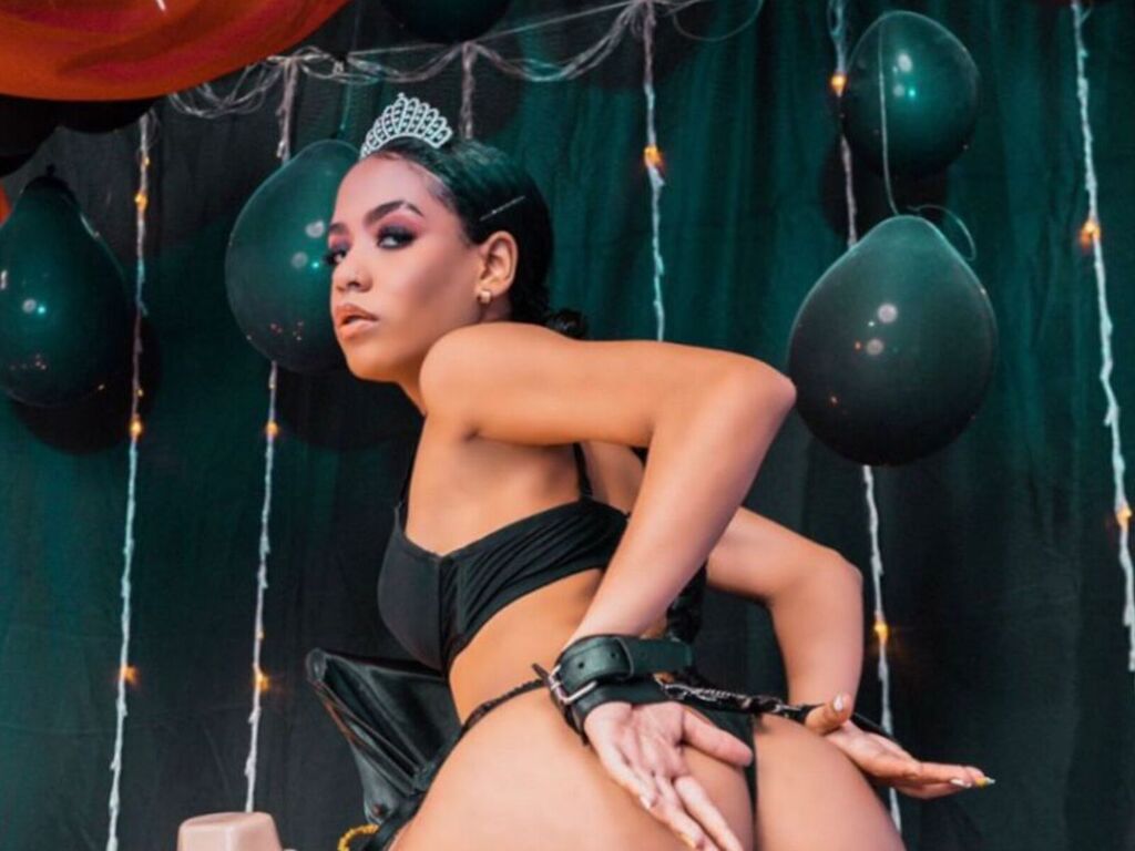 Ambarmilk's profile - Image n°1
