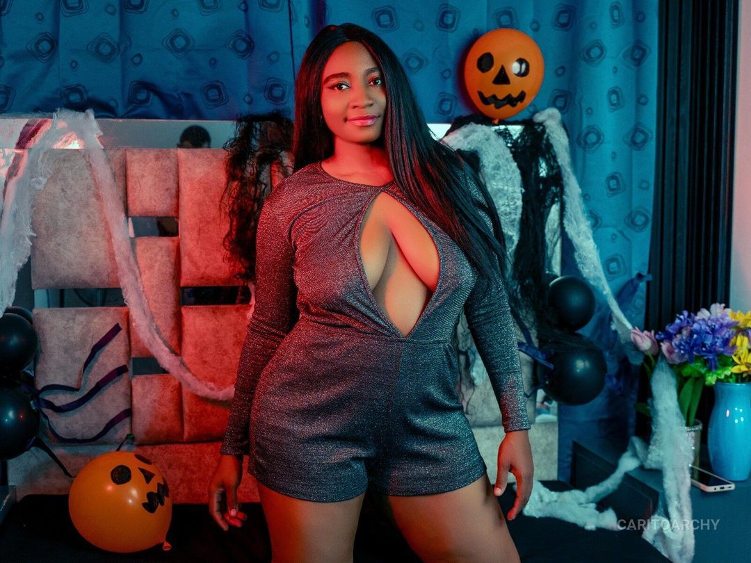 Ambarsmithx's profile - Image n°1