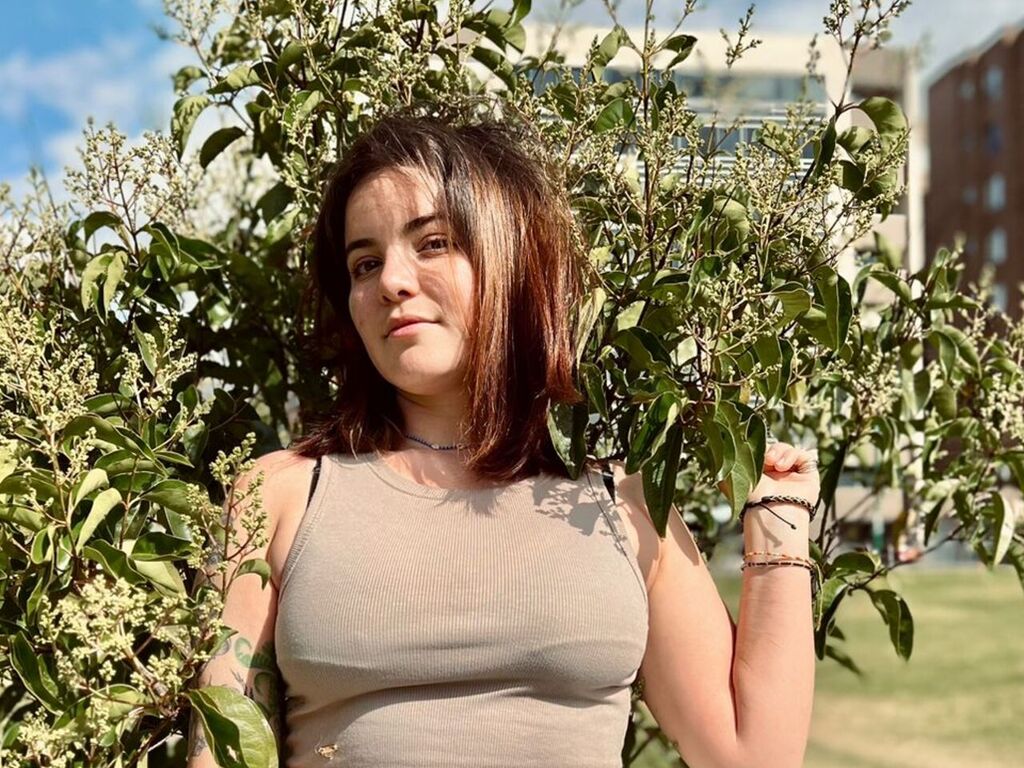 Amberazalea's profile - Image n°1