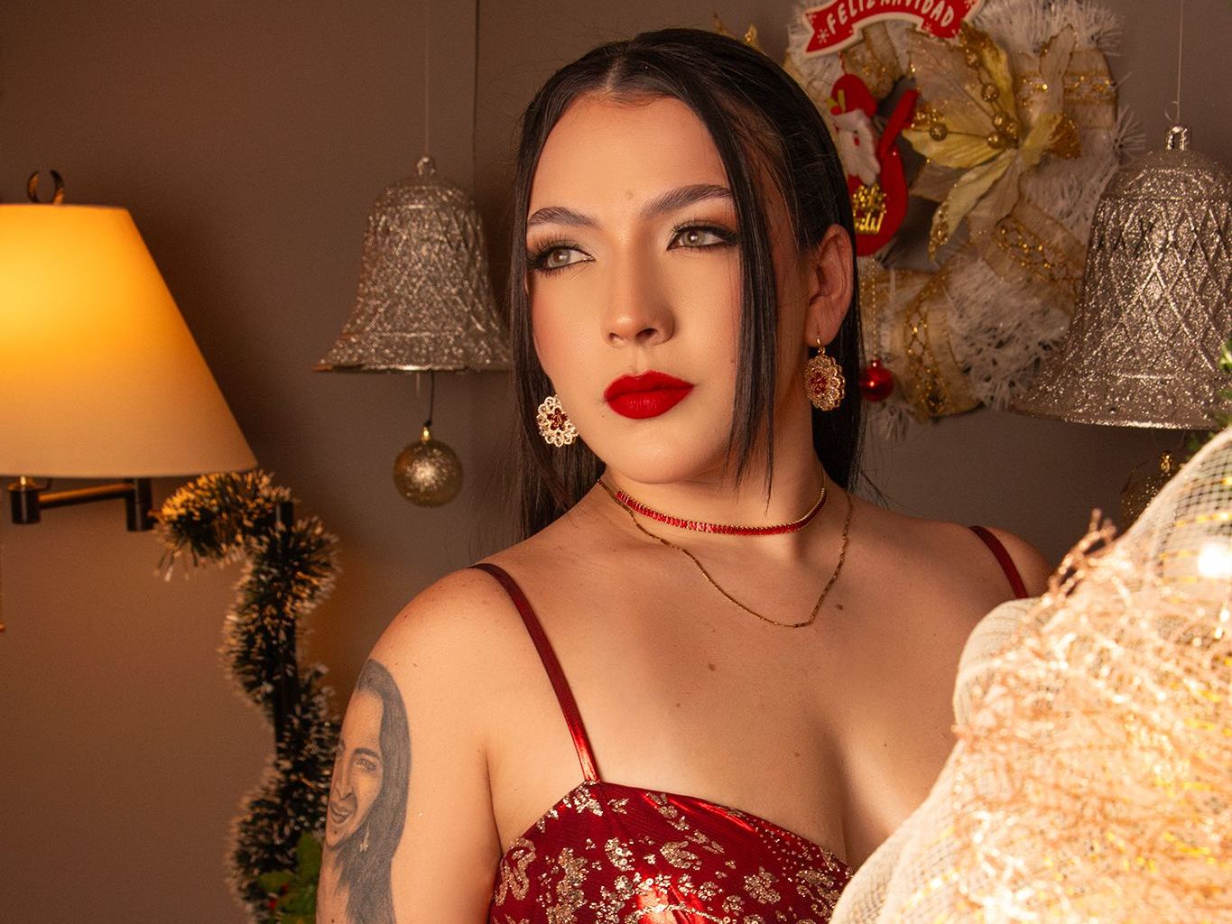 Amberlewiis's profile - Image n°1
