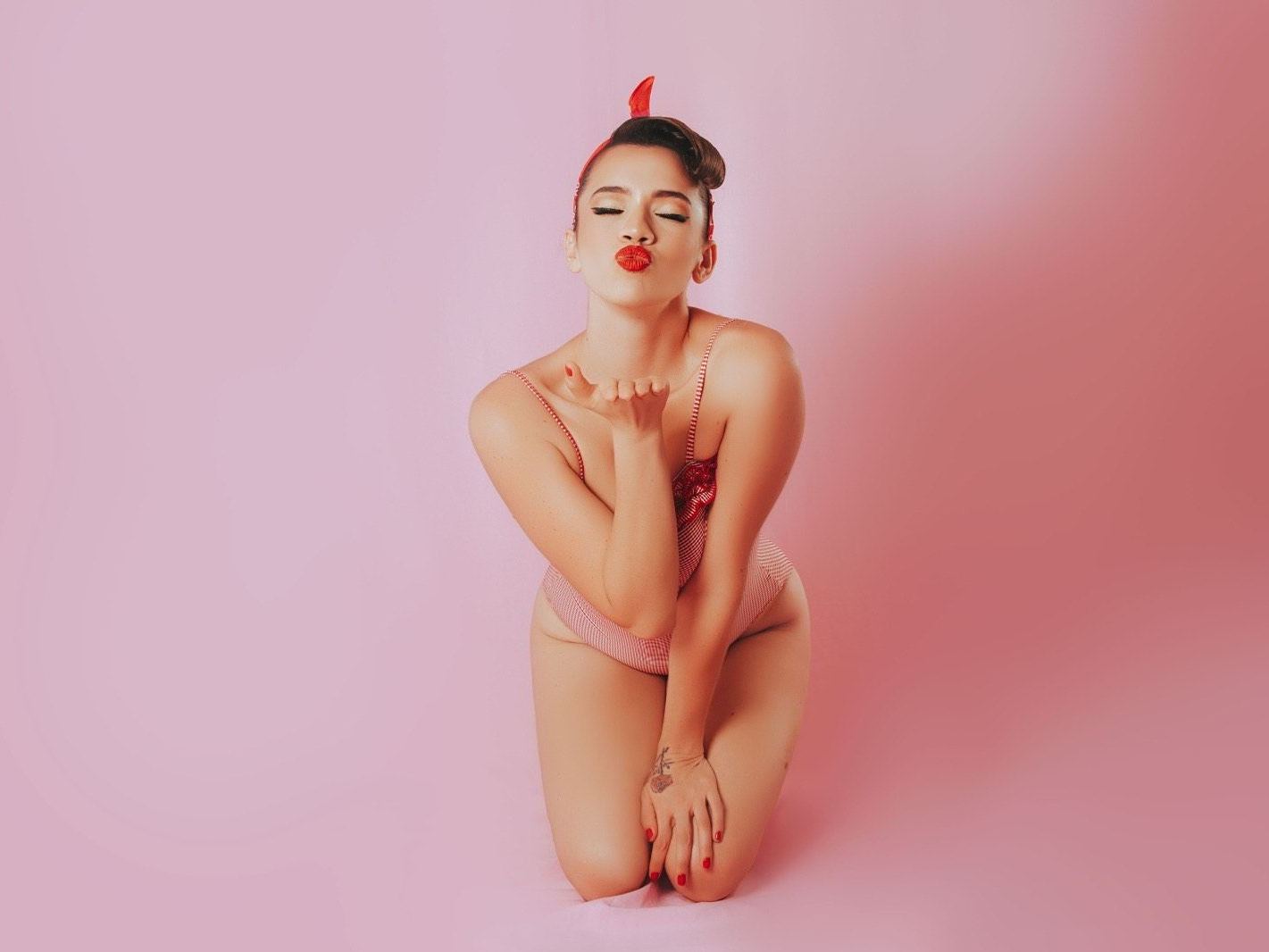Amberrooss's profile - Image n°4