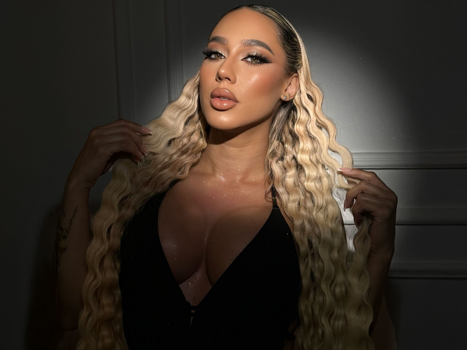 Amberrousell's profile - Image n°1