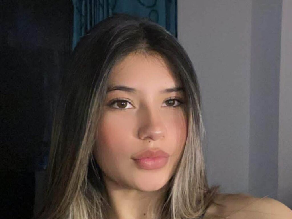 Amberzetina's profile - Image n°0