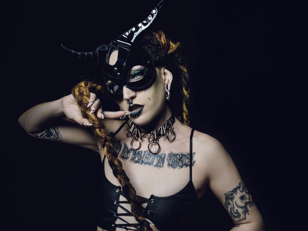 Ambrosiapavuk's profile - Image n°4