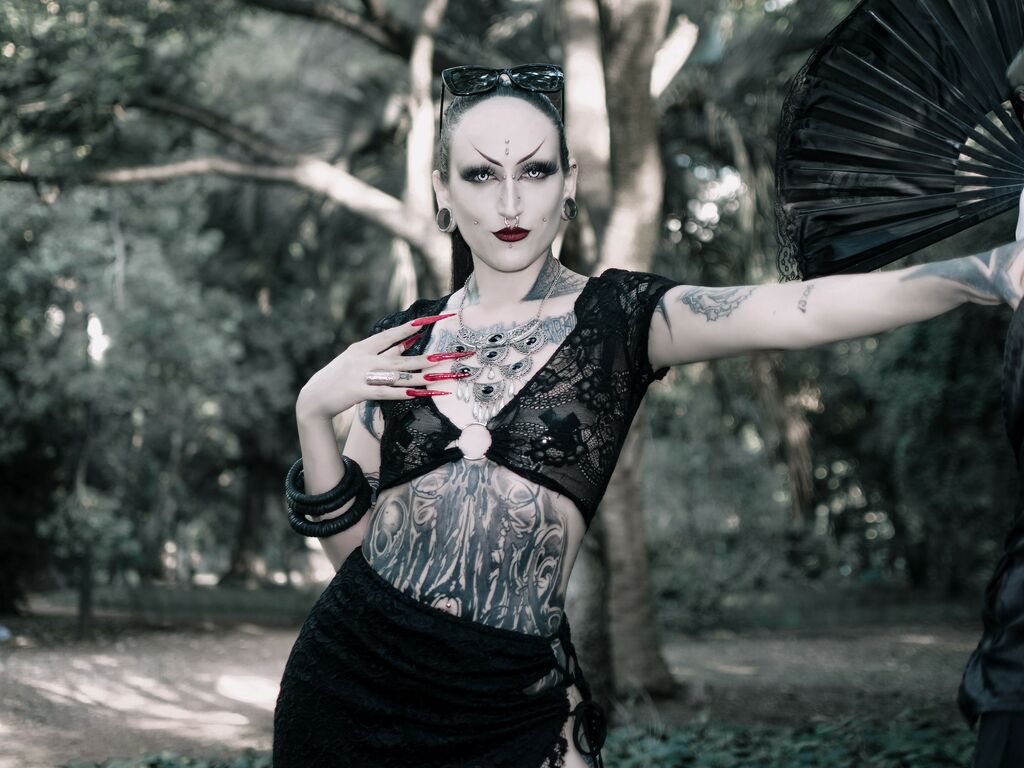 Ambrosiapavuk's profile - Image n°1