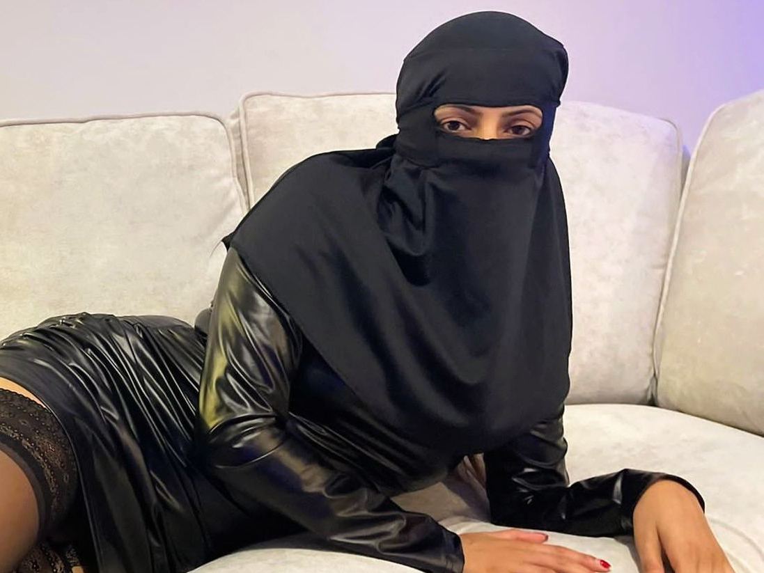 Ameerakahn's profile - Image n°0