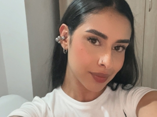 Amelia_Bnti's Sexcam