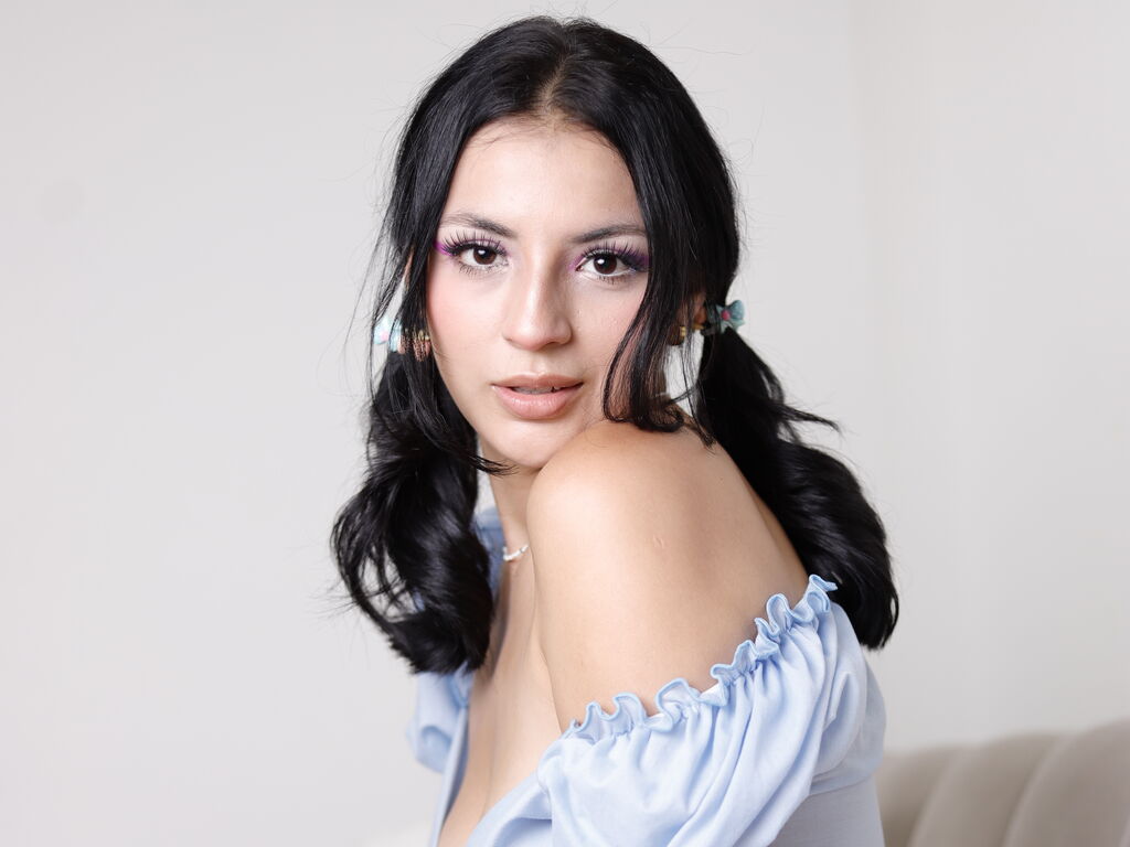 Ameliahones's profile - Image n°3
