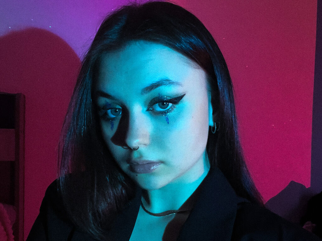 Ameliaklark's profile - Image n°1