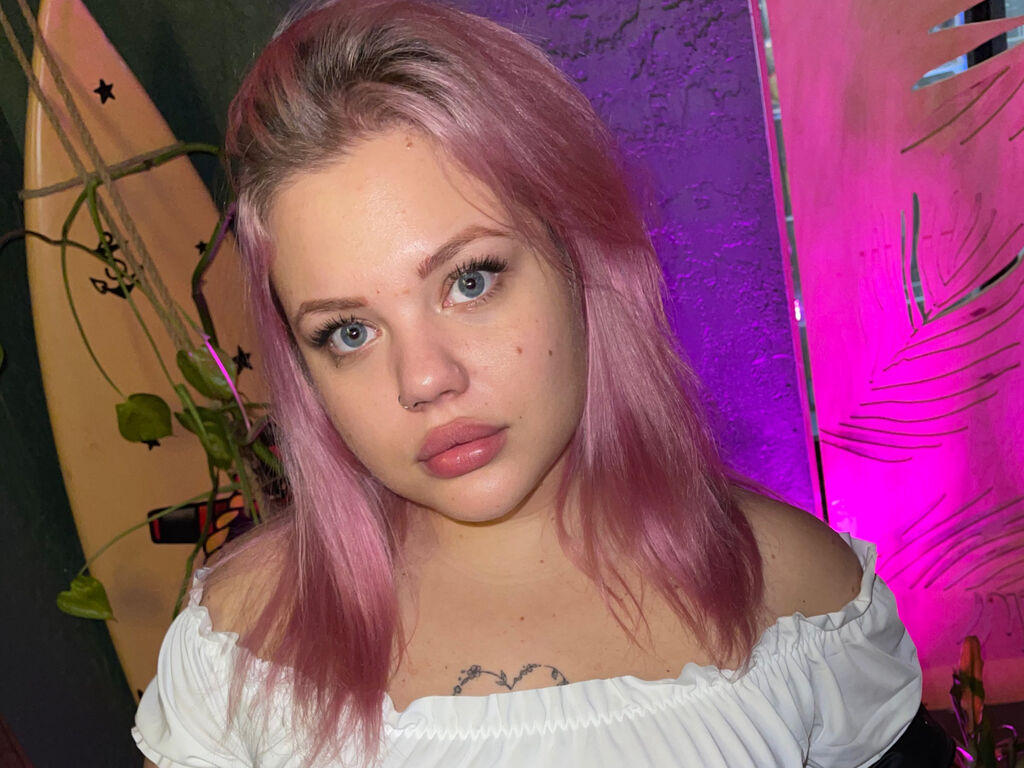 Amelialorens's profile - Image n°3