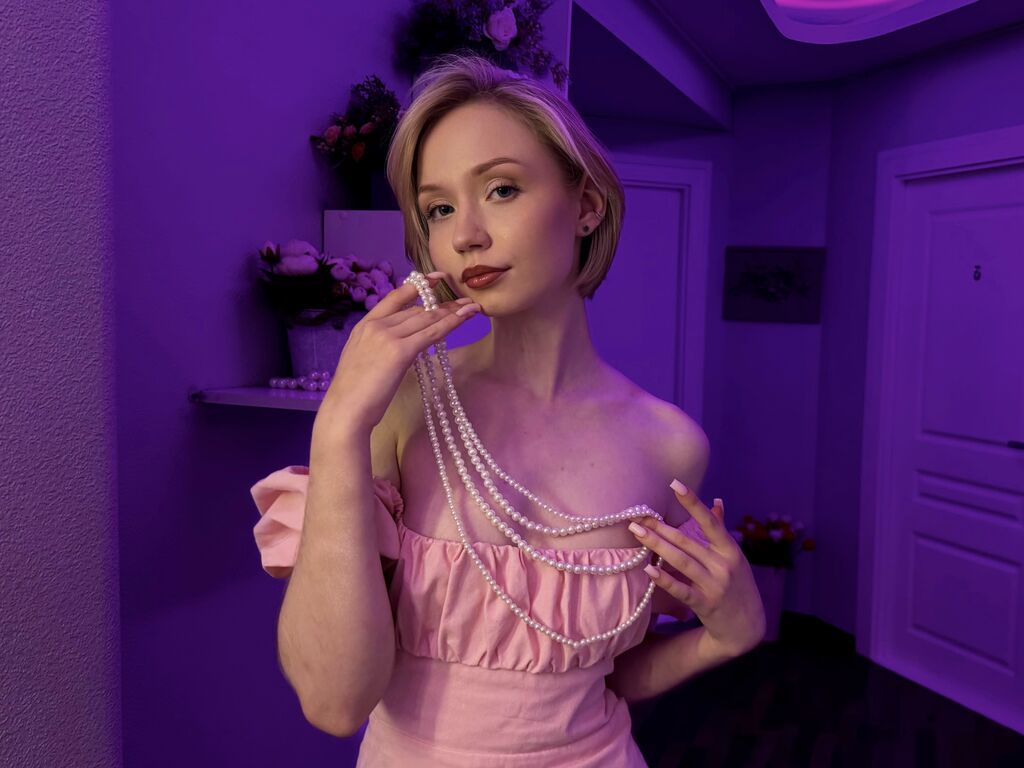 Ameliaviera's profile - Image n°1