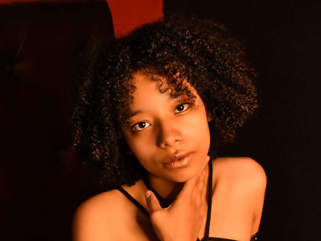 Ameliecoopers's profile - Image n°2
