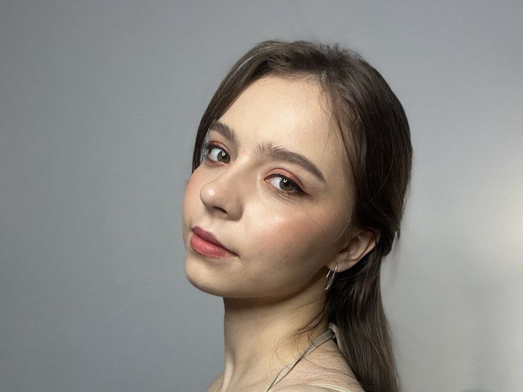 Amelieemery's profile - Image n°0