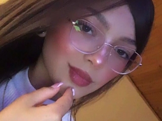 Ameliehotcm101's Sexcam