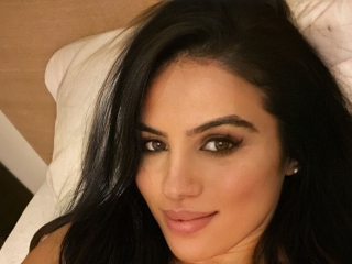 Amirakarozkova's Sexcam
