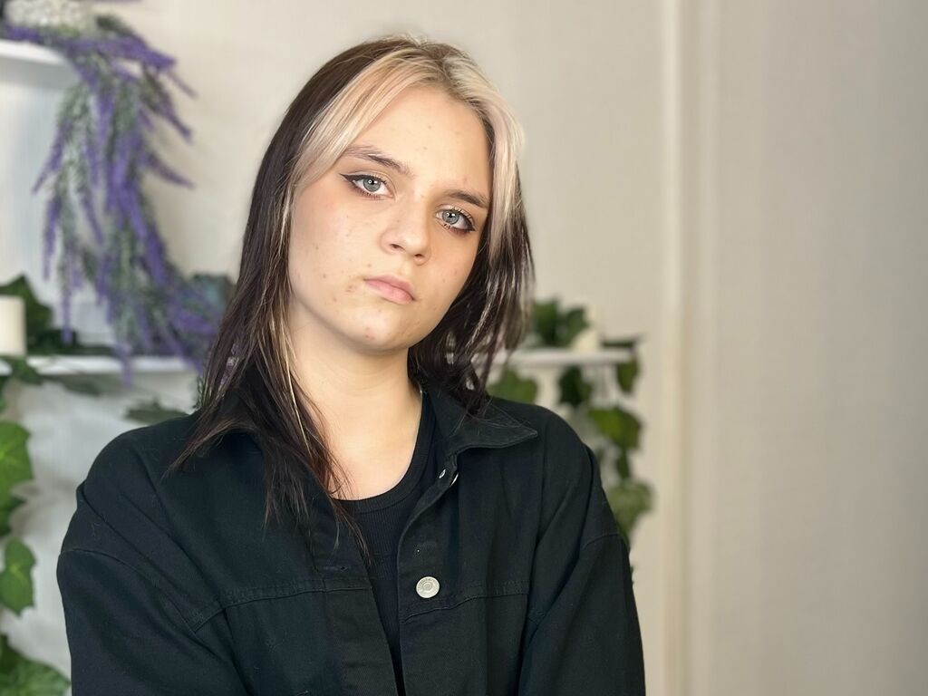 Amitybawden's profile - Image n°0
