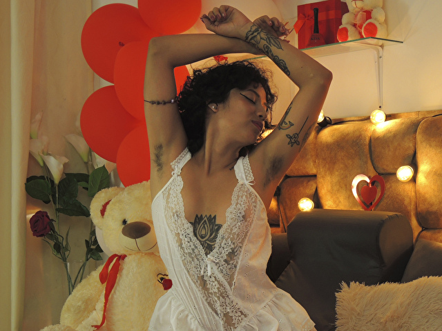 Amyluciana's profile - Image n°2