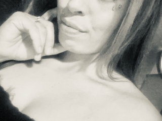 Amywinesmile's Sexcam