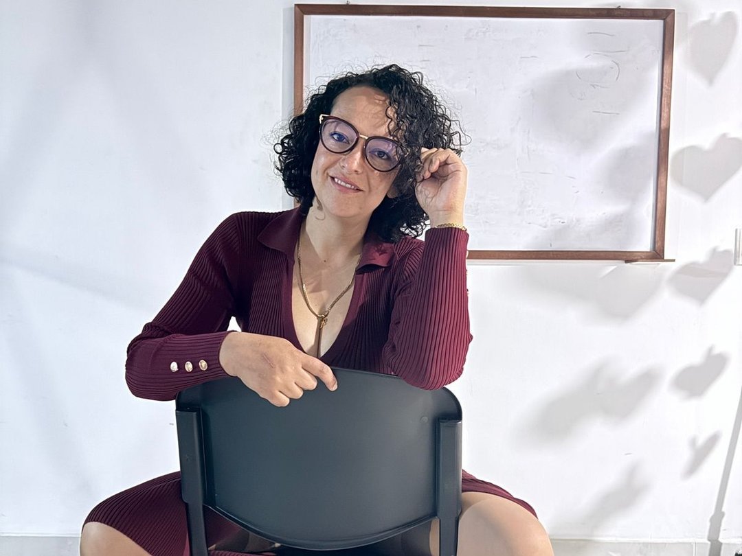 Profil de Anadalila_Latina - Photo n°1