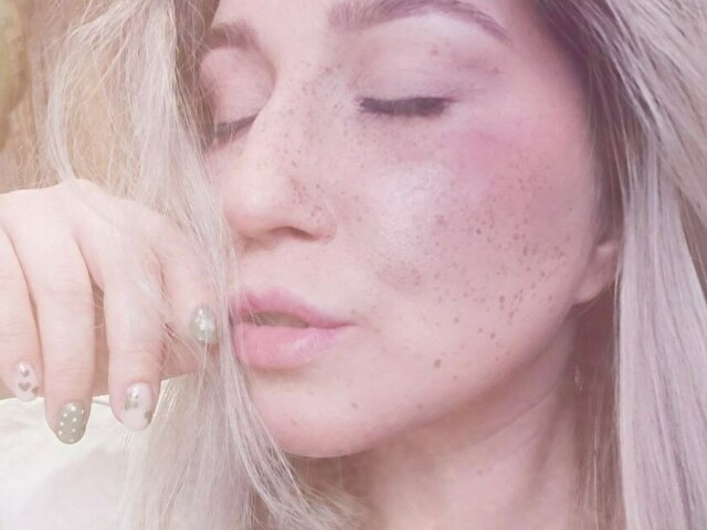Analetta's profile - Image n°2