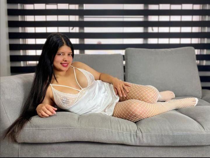 Analybigboobs's profile - Image n°0