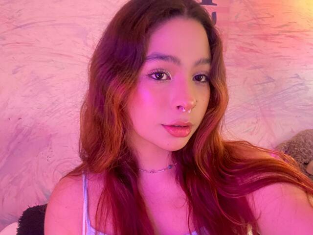 Anawhite's profile - Image n°22