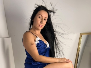 Webcam sex con Andrea_Saenz40