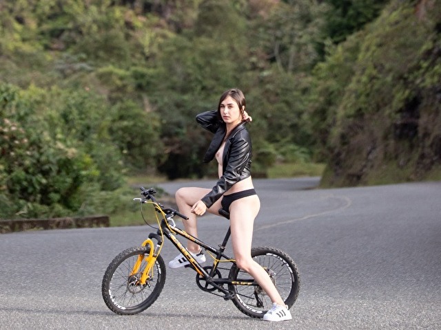 AndreaHill's Profil - Bild n°9