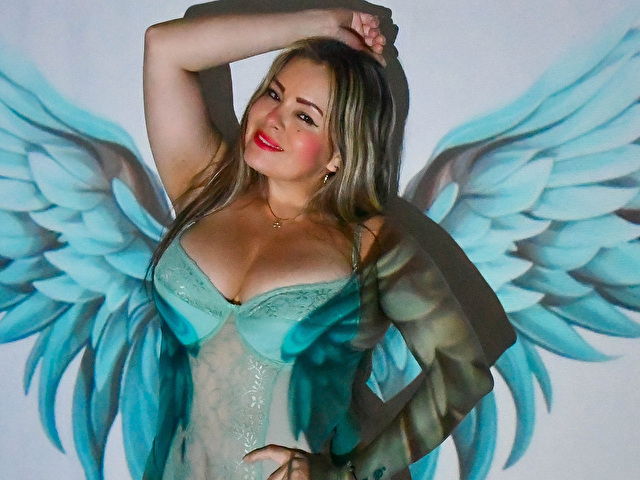 AndreaSexxy's profile - Image n°34