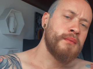 Webcam sex with Andresswilchess